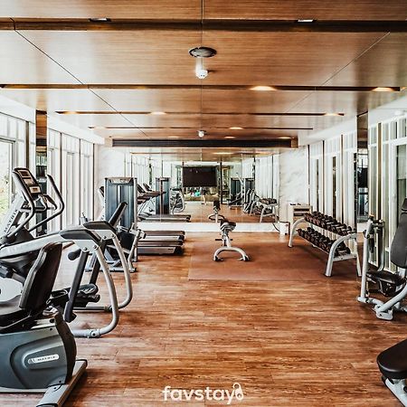 Favstay - The Base Downtown Phuket מראה חיצוני תמונה