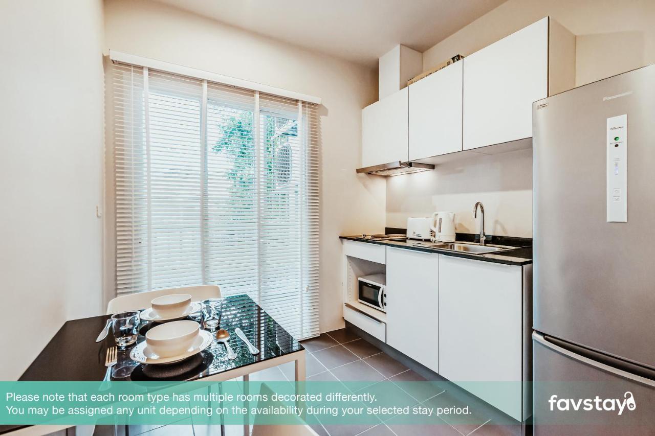 Favstay - The Base Downtown Phuket מראה חיצוני תמונה