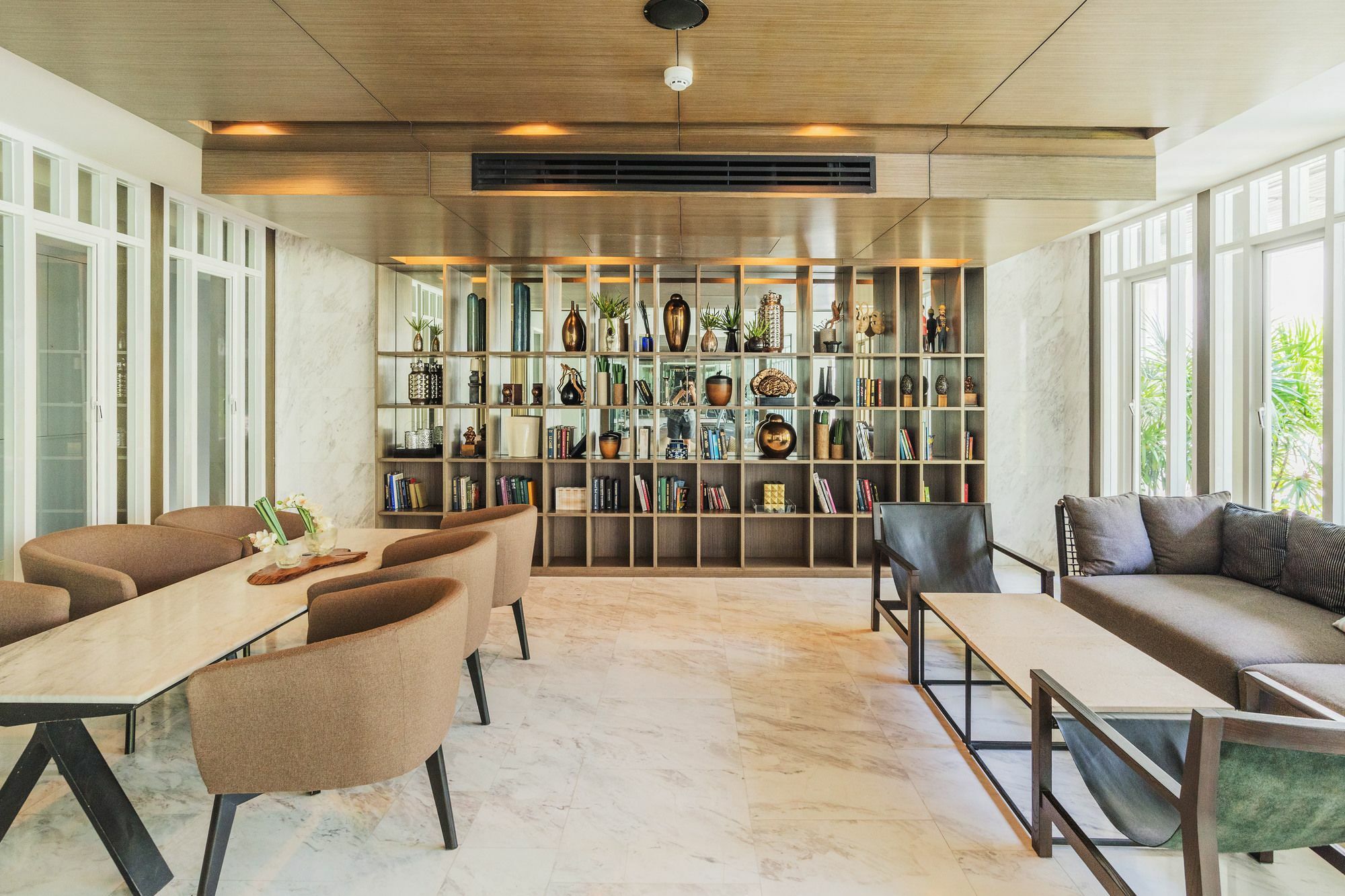 Favstay - The Base Downtown Phuket מראה חיצוני תמונה